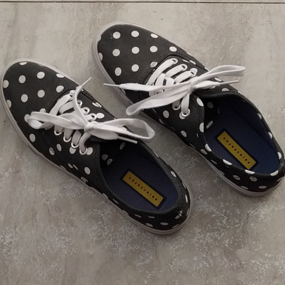 Polka dot sneakers, 2 pairs worn once